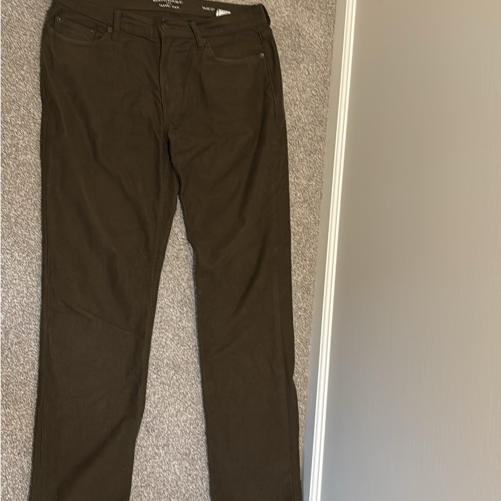 Banana Republic Olive 34x32 Travel Jeans